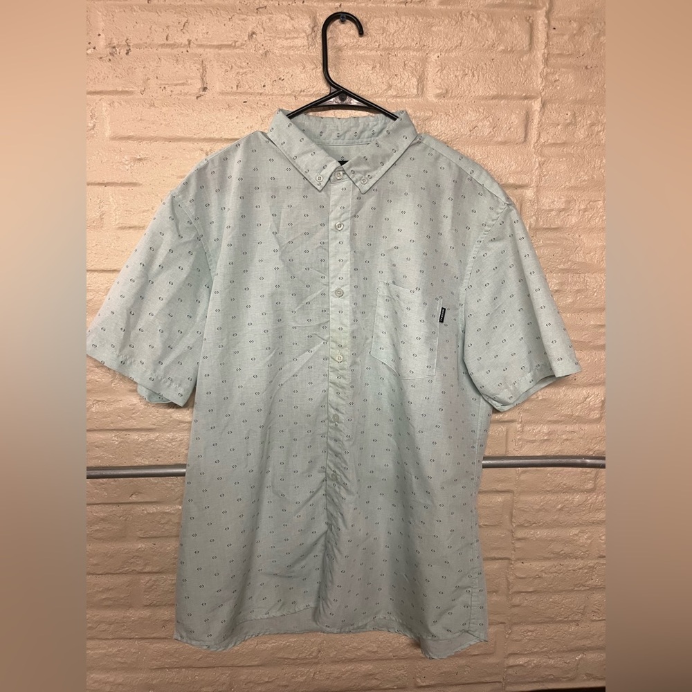 Men’s XL Molokai Surf Co Short Sleeve Button Down Shirt